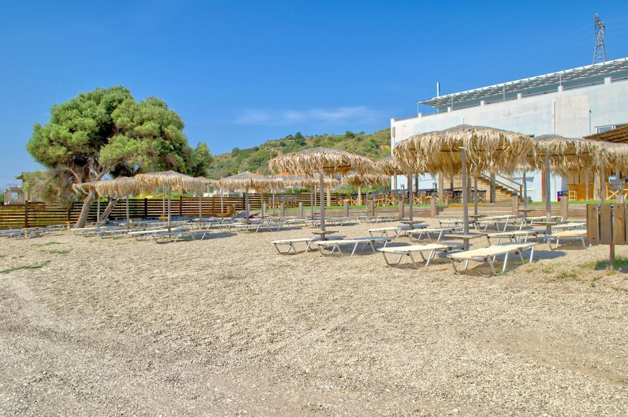 Epipleon Luxury Suites -105- Δωμάτιο 35Τμ Με Βεράντα 35Τμ Μπροστά Στη Θάλασσα Нафпактос Экстерьер фото
